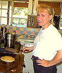 Jan prepares breakfast